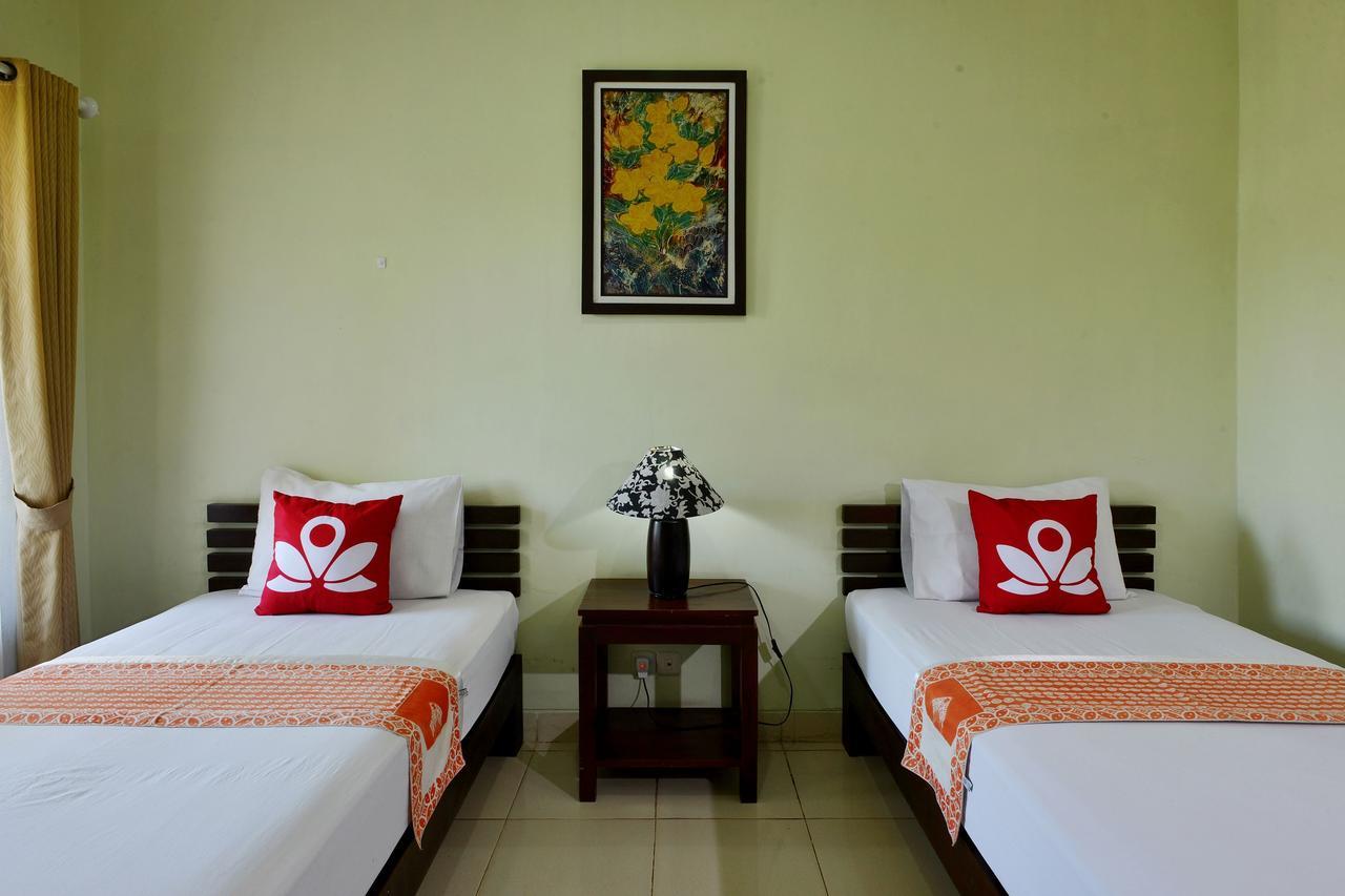 Zen Rooms Pakualaman Yogyakarta Exterior photo